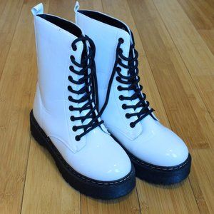 Unilady Lace Up Combat Lug Sole Boot